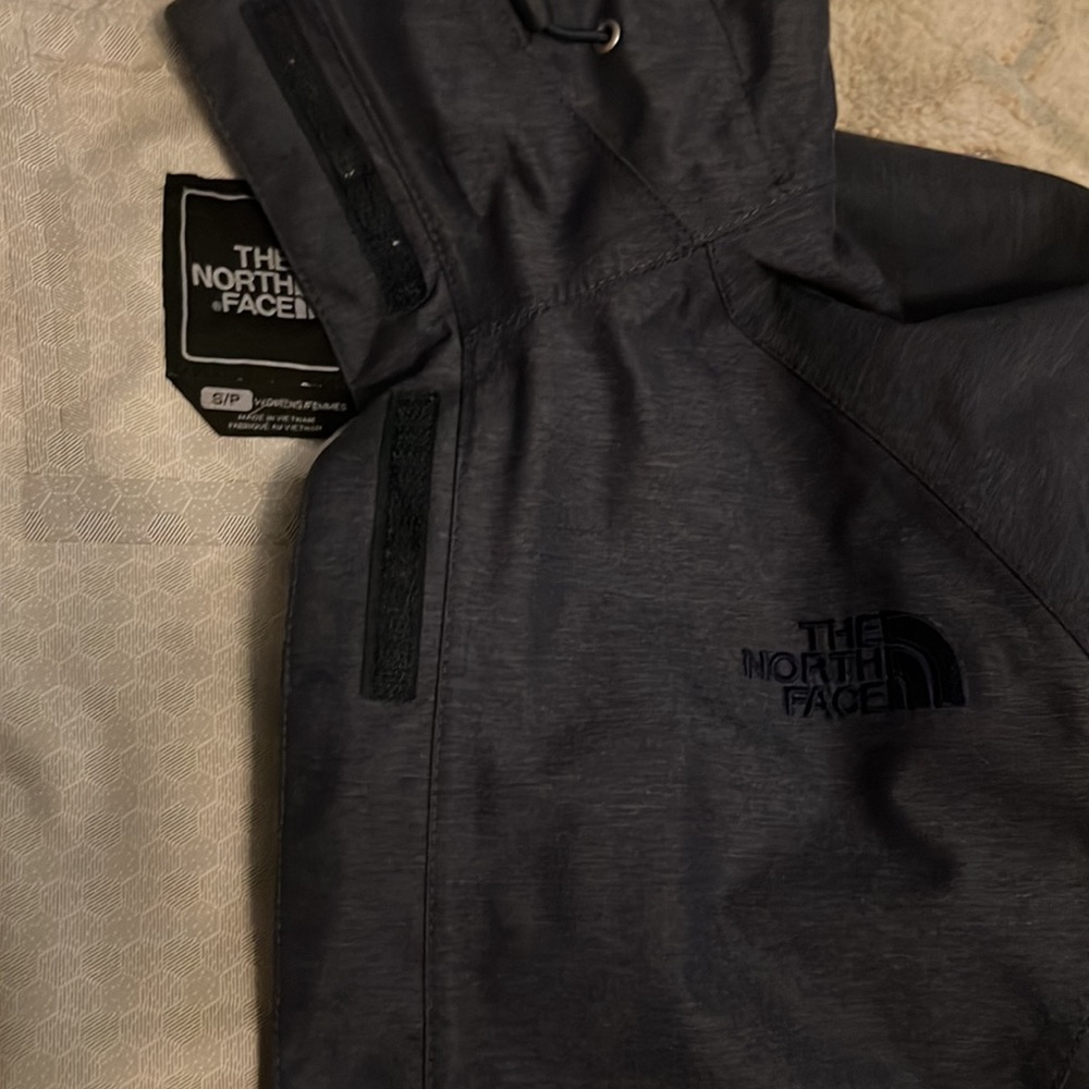 Northface Rain Jacket - Picture 3 of 4